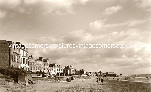 Beach_and_Promenade