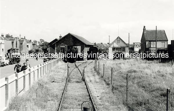 Burnham_SandD_Station_Whole_View