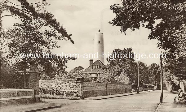 High_Lighthouse_Berrow_Rd