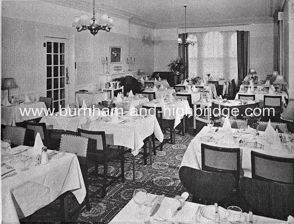 Queens_Hotel_Dining_Room