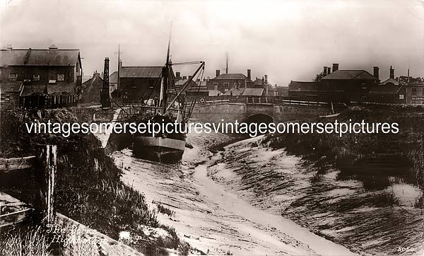 Wharf_and_Town_Bridge