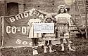 Coop_Childrens_Procession_Highbridge_1920_Winifred_Puddy_left