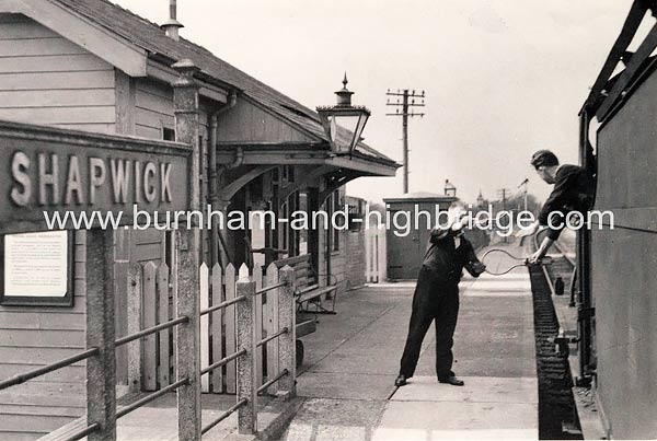 Shapwick_Highbridge_Train
