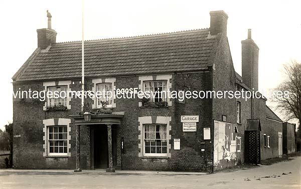 Brent_Knoll_Fox_and_Goose_Pub